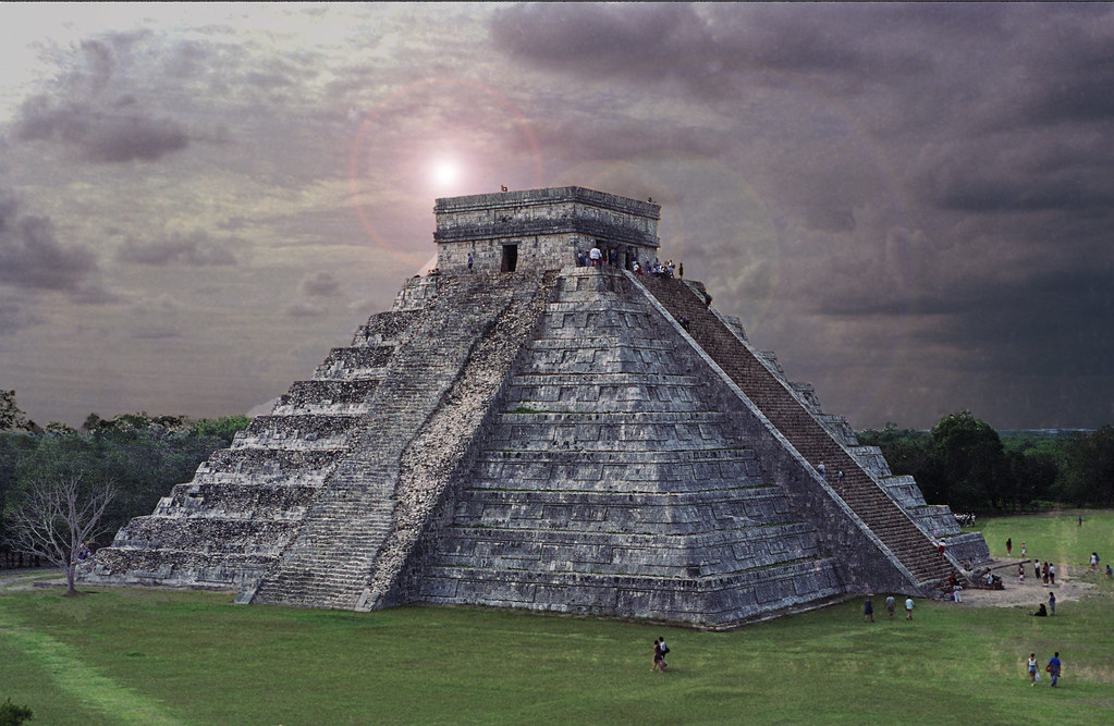 Temple of Kukulcán at Chichén Itzá