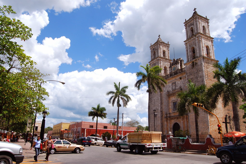 Valladolid Colonial Plaza